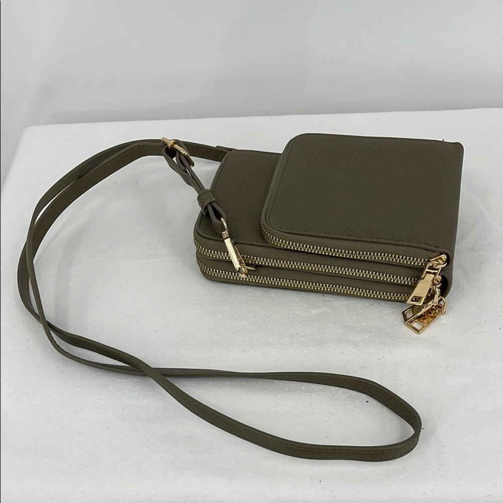 UNBRANDED Elegant Olive Crossbody Bag